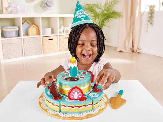 Interactive Birthday Cake - US 3476