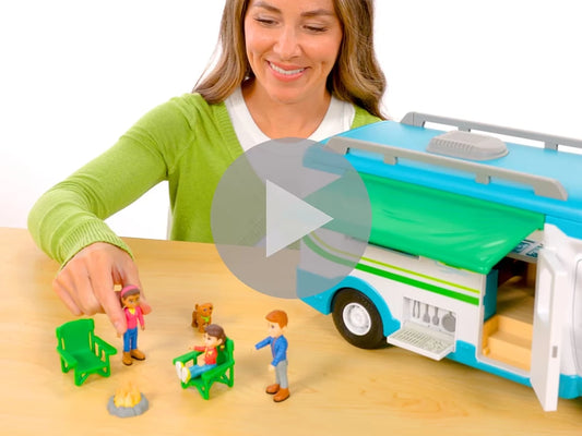 Explore the Outdoors! Travel Camper - US 1127