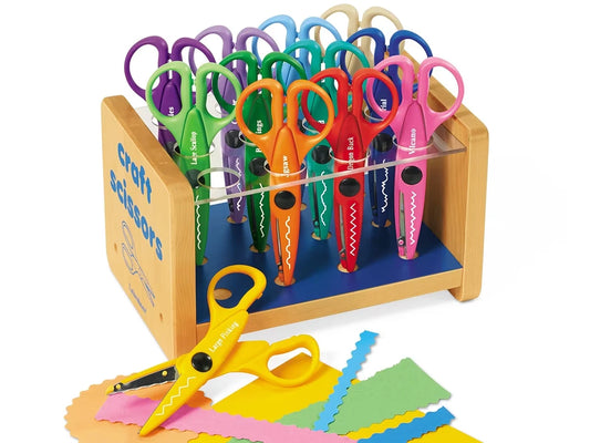 Crinkle-Cut Craft Scissors Center - US 7493