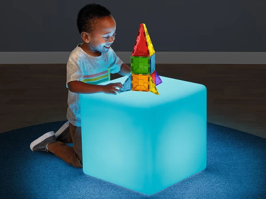 Color-Changing Light Cube - US 8168