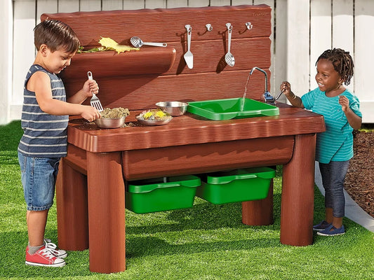 Pump & Play Mud Kitchen - US 3800