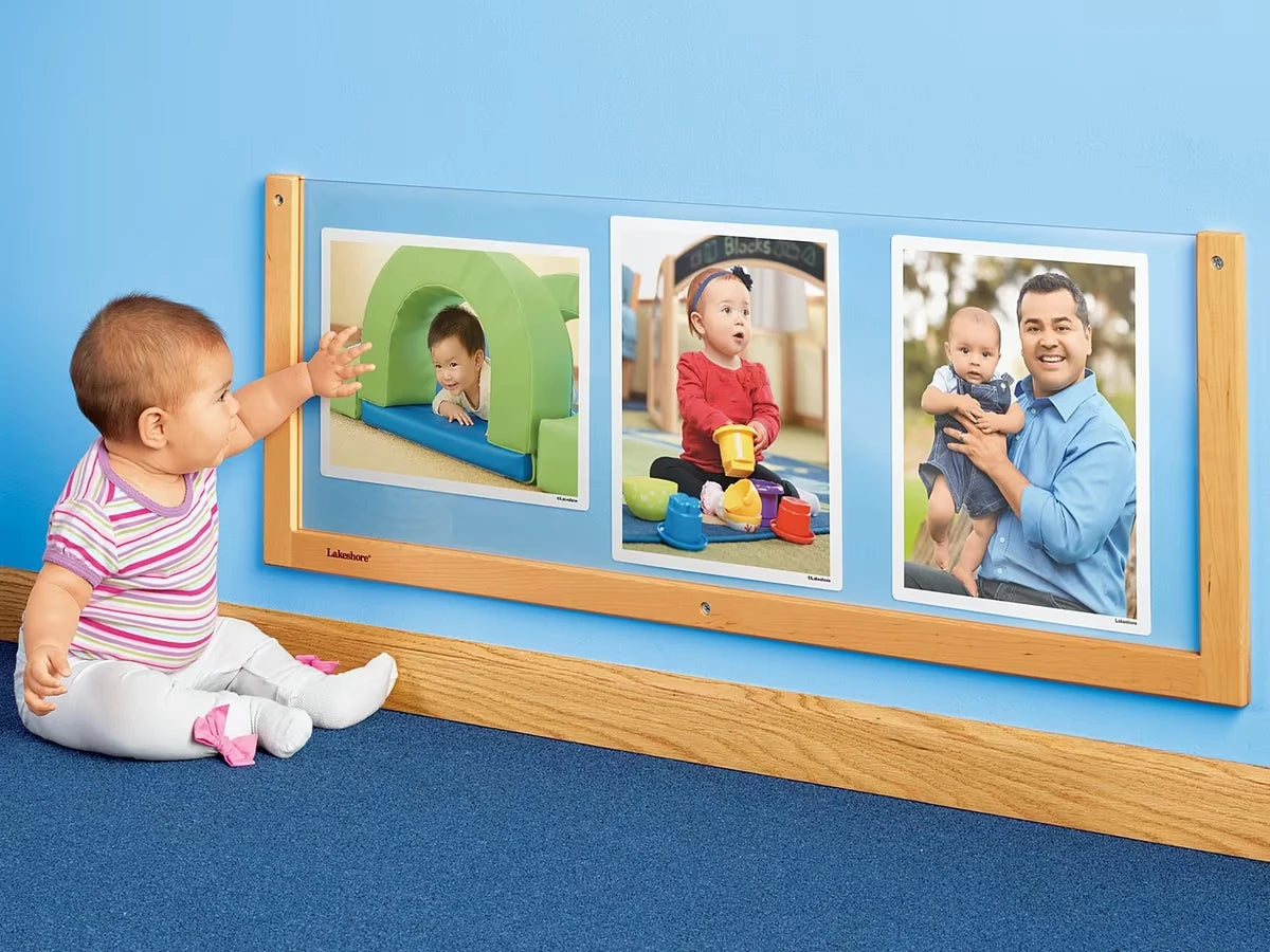 Child’s View Changeable Display Center - US 5210