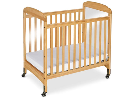 Heavy-Duty Safety Crib - US 7778