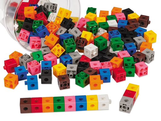 Linking Cubes - US 8642